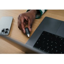 Verbatim Plectra USB-C Flash Drive 256GB Sort &ndash; USB 3.2 Gen 1 USB-Stik