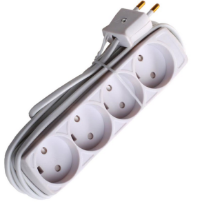 Stikdse brnesikret m. dummyhuller 4-vejs 1,5m hvid