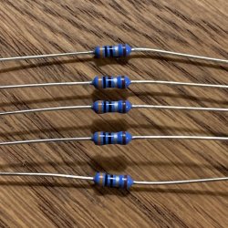 Metal - Film modstand 3 Ohm - 0,6W - 1% (5 stk.)