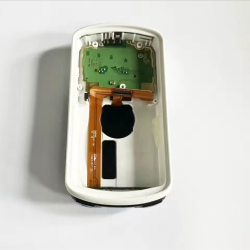 Garmin Edge 1030, Bagside (hus)